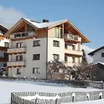 Doff-sotta Apartment *