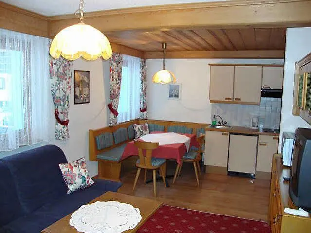 アパート Doff-sotta サンクト・アントン・アム・アールベルク